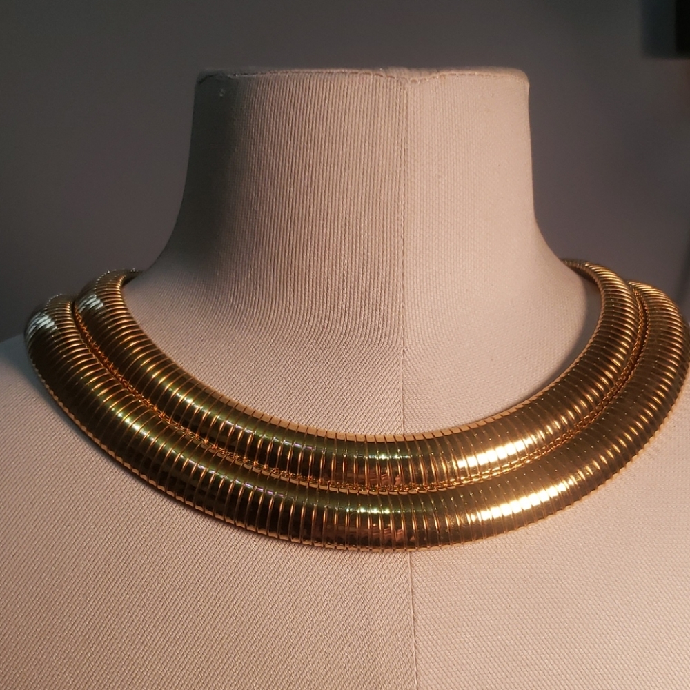 Vintage Joan Rivers Goldtone Collar Necklace